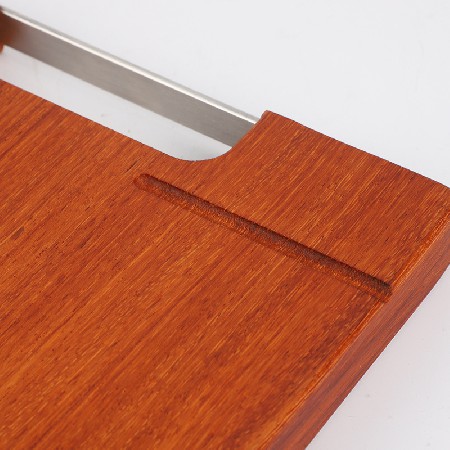 Hardwood cutting board