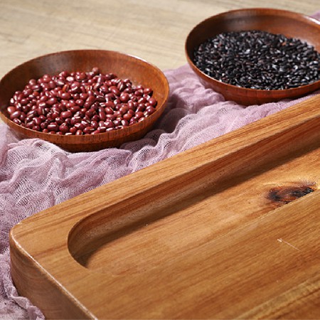 Acacia cutting board