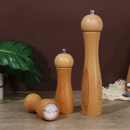 Beech pepper grinder