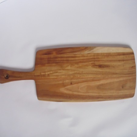 Chopping board with handle